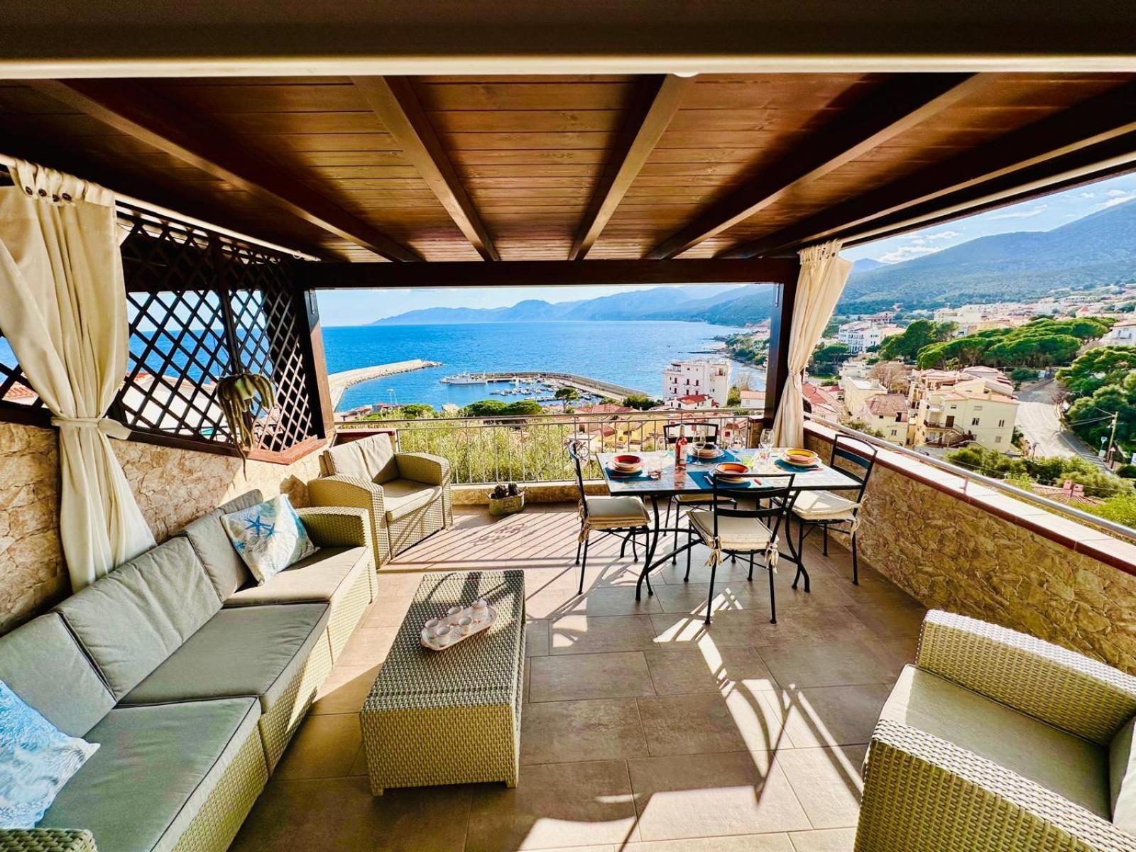 Appartamento 5 Vista Panoramica Cala Gonone Exterior foto